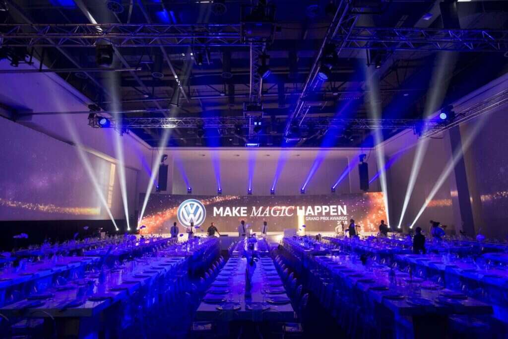 VW Grand Prix Awards high-tech stage with 270° screens at The Galleria, Johannesburg